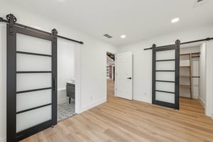 Lockwood Dr SW-028.jpg