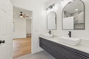 Lockwood Dr SW-045.jpg