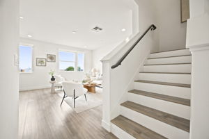  Photo 36