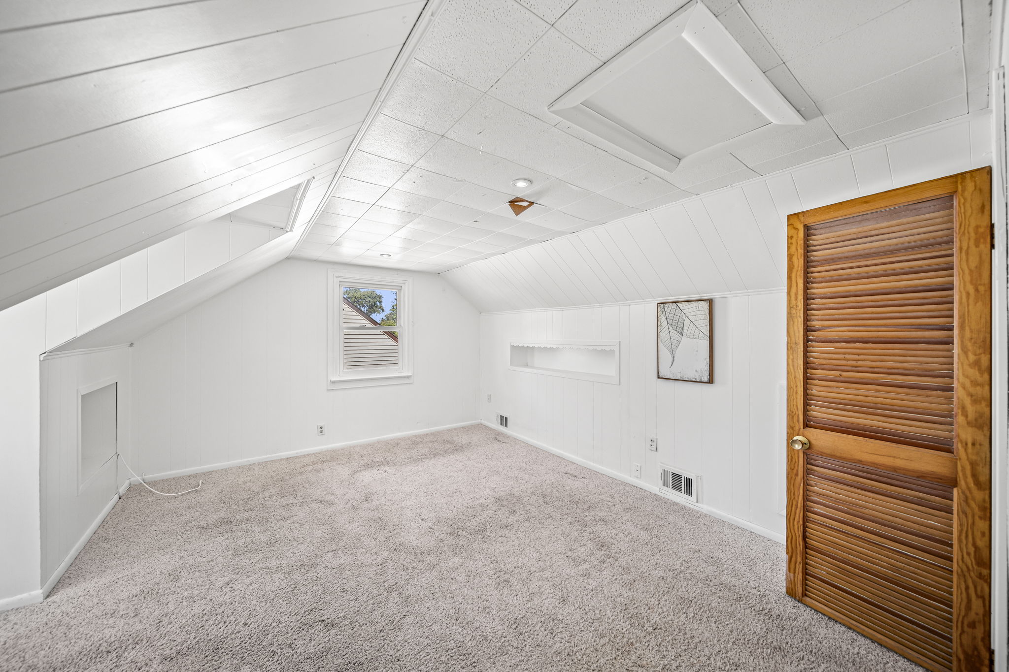 2nd Bedroom With Plenty Of Storage