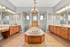 Primary Bathroom1f