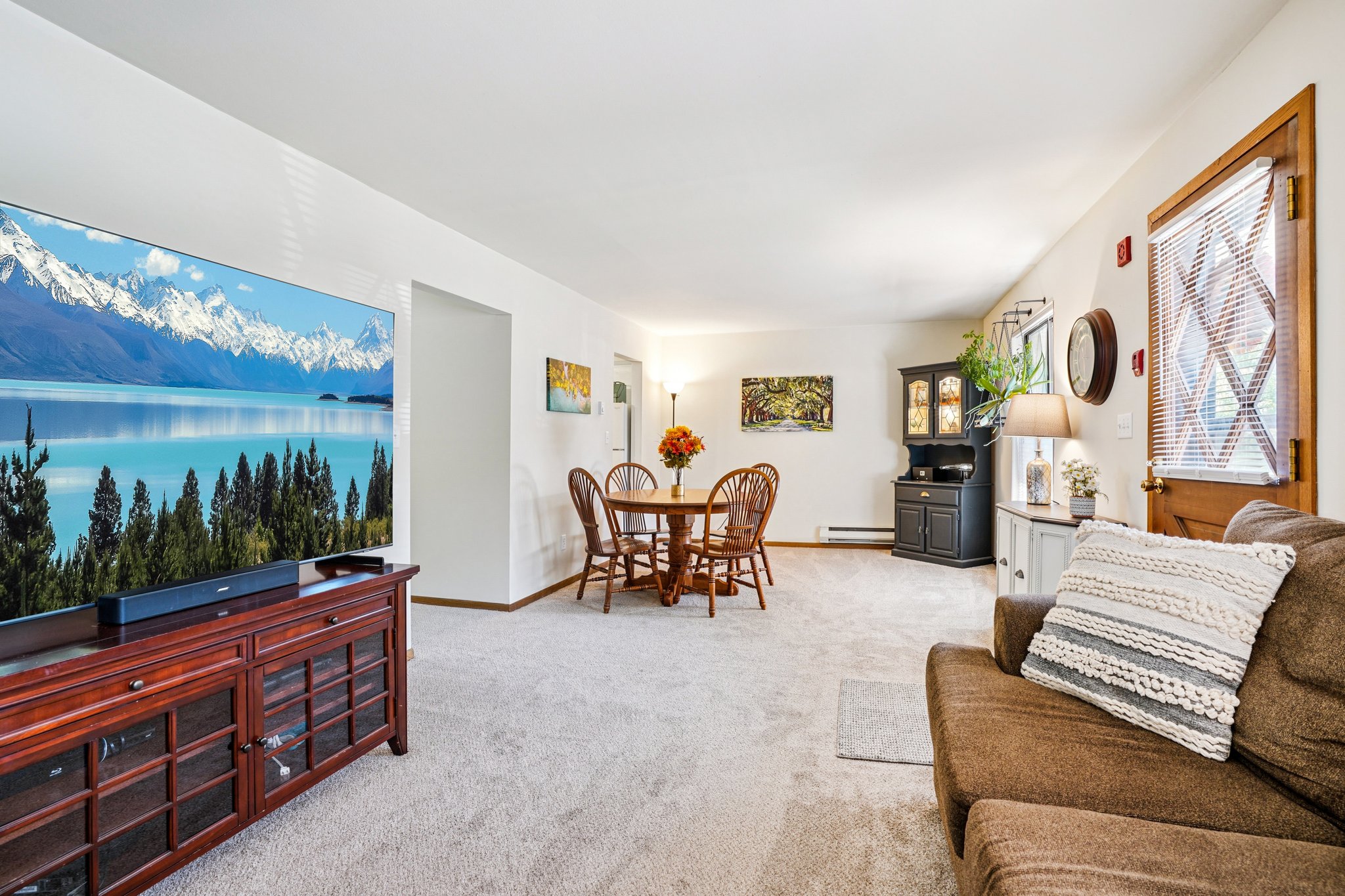 Greenhedge Rd Rd C1-S3009-013.jpg
