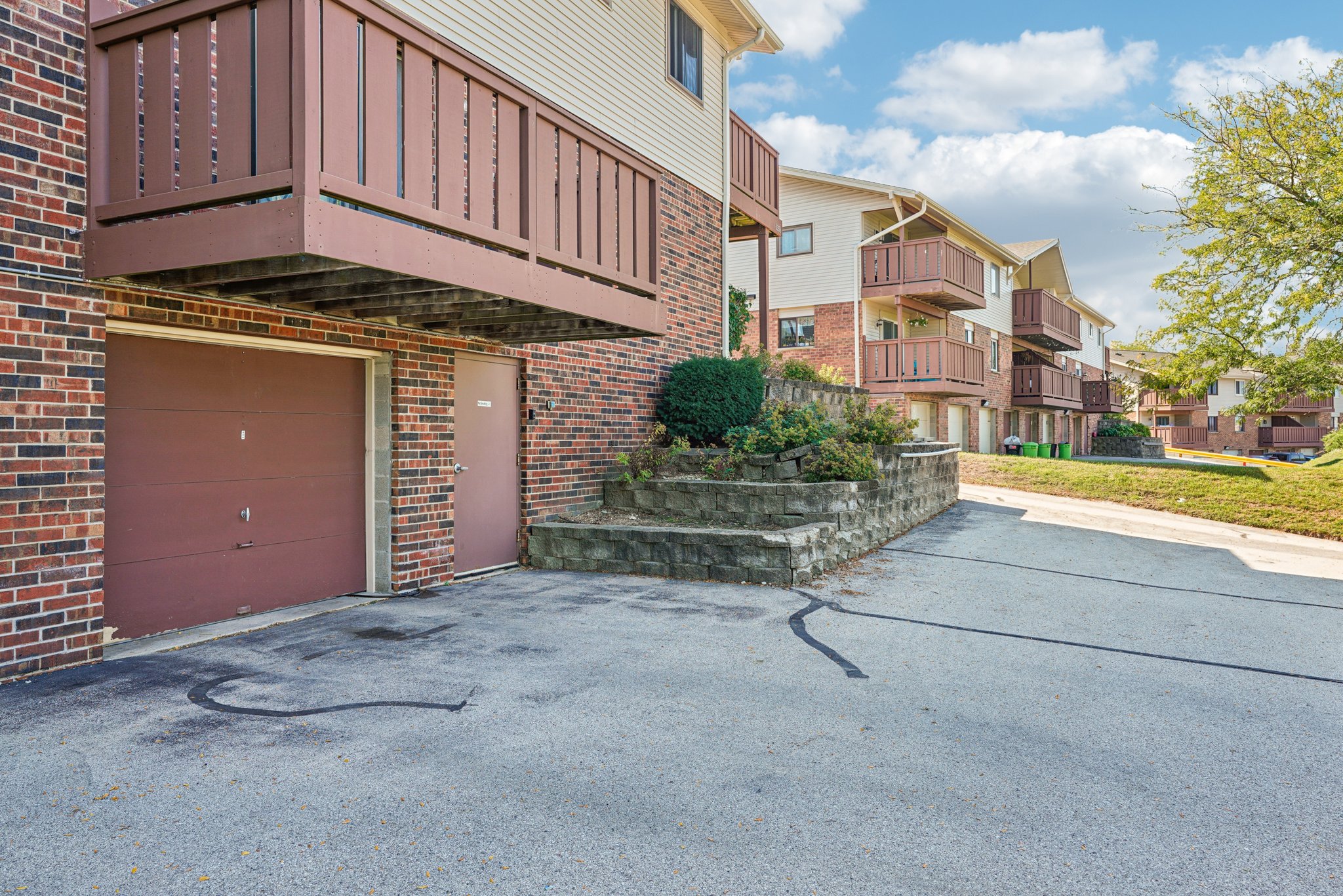 Greenhedge Rd Rd C1-S3009-049.jpg