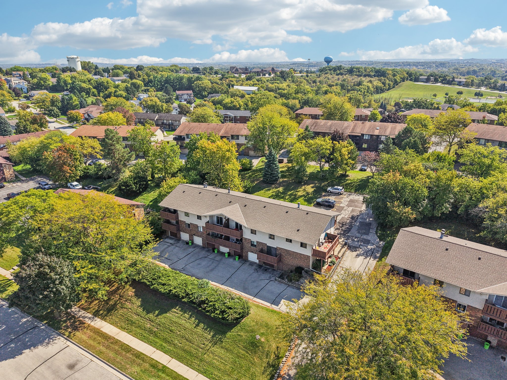 Greenhedge Rd Rd C1-S3009-058.jpg