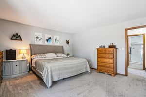 Greenhedge Rd Rd C1-S3009-028.jpg