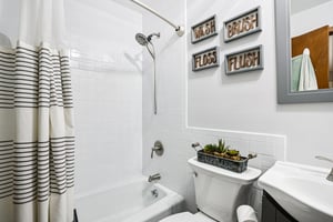 Greenhedge Rd Rd C1-S3009-031.jpg