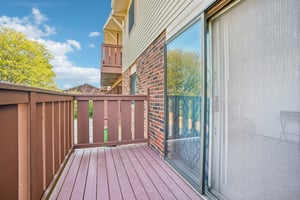 Greenhedge Rd Rd C1-S3009-042.jpg