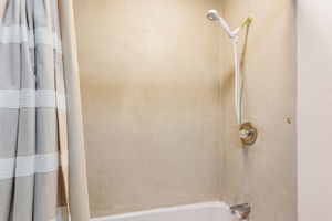  Photo 35