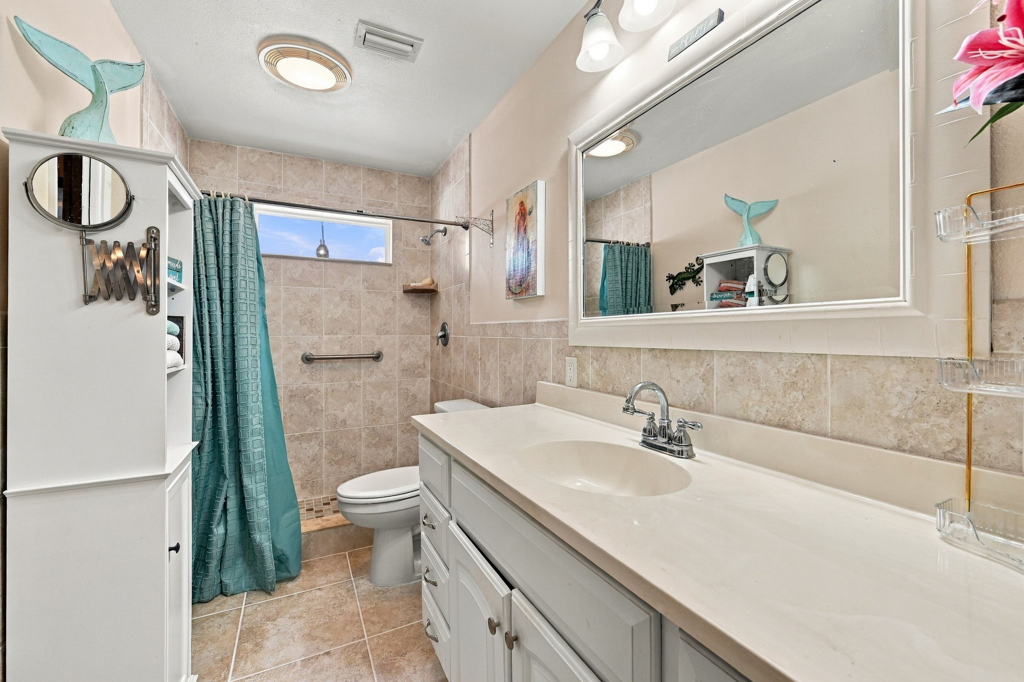 Primary Bathroom1a
