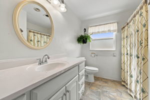 Bathroom2