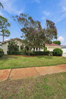 Front Exterior4