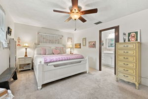 Primary Bedroom1b