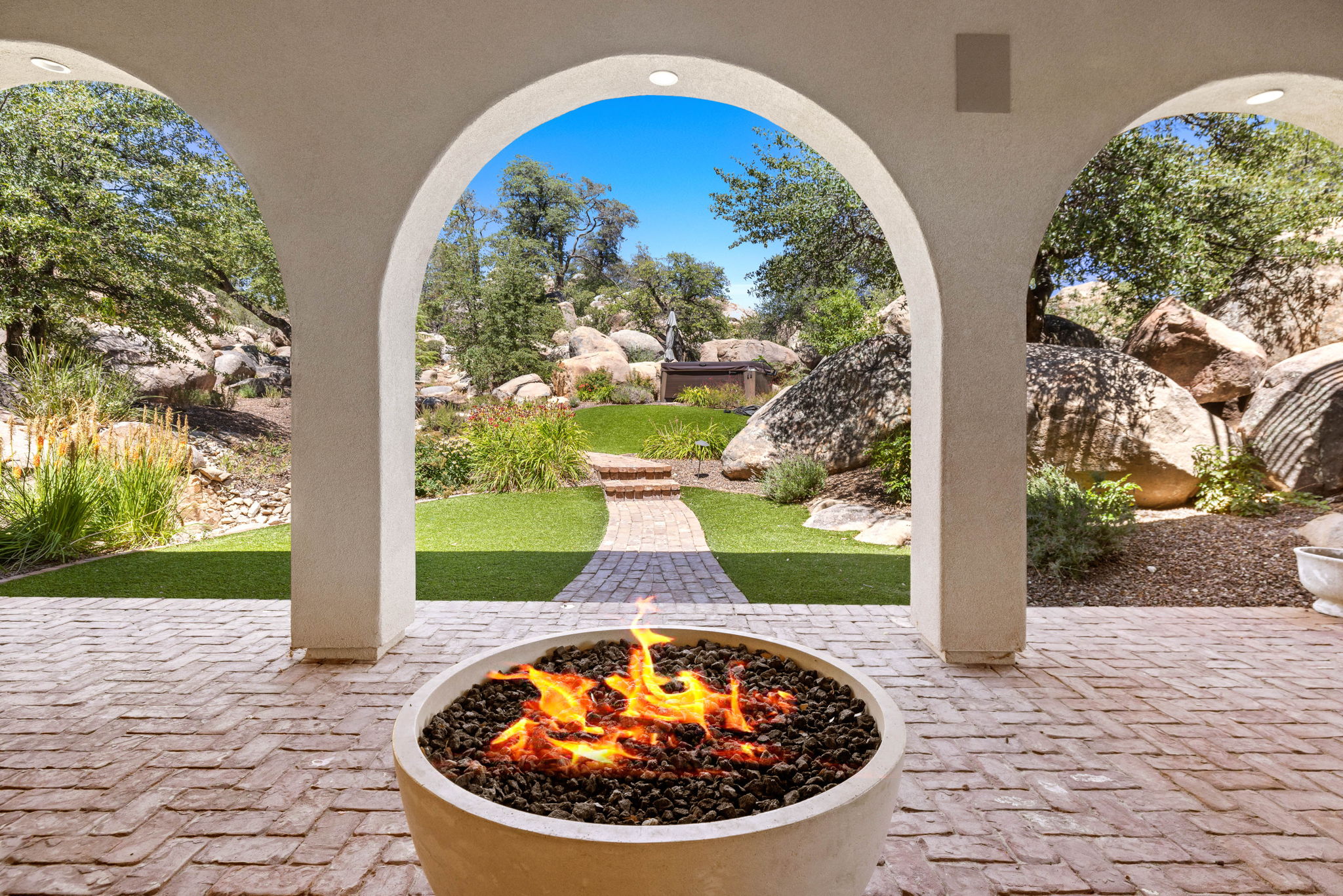 Back Patio (8)