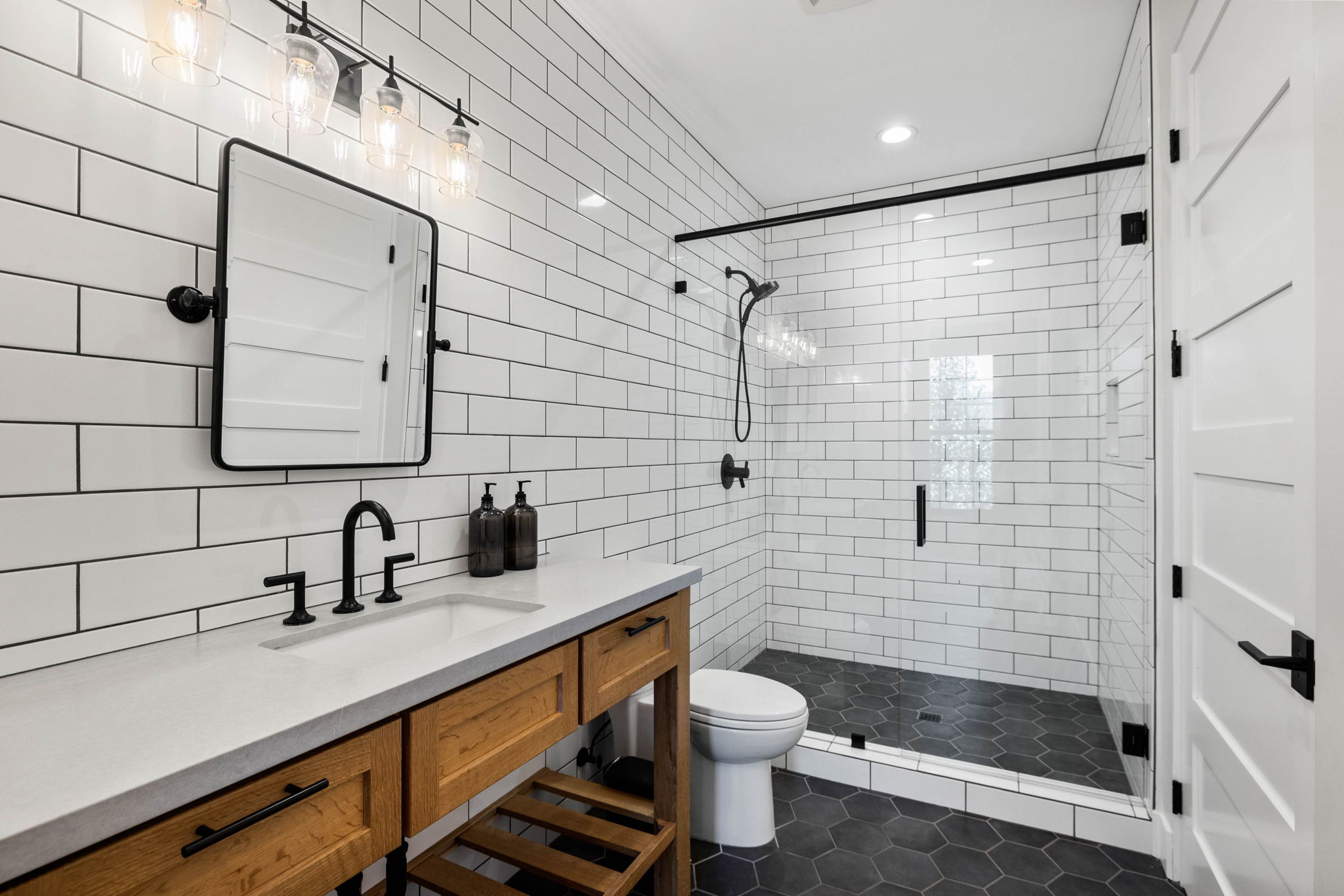 Bathroom 2 (1)