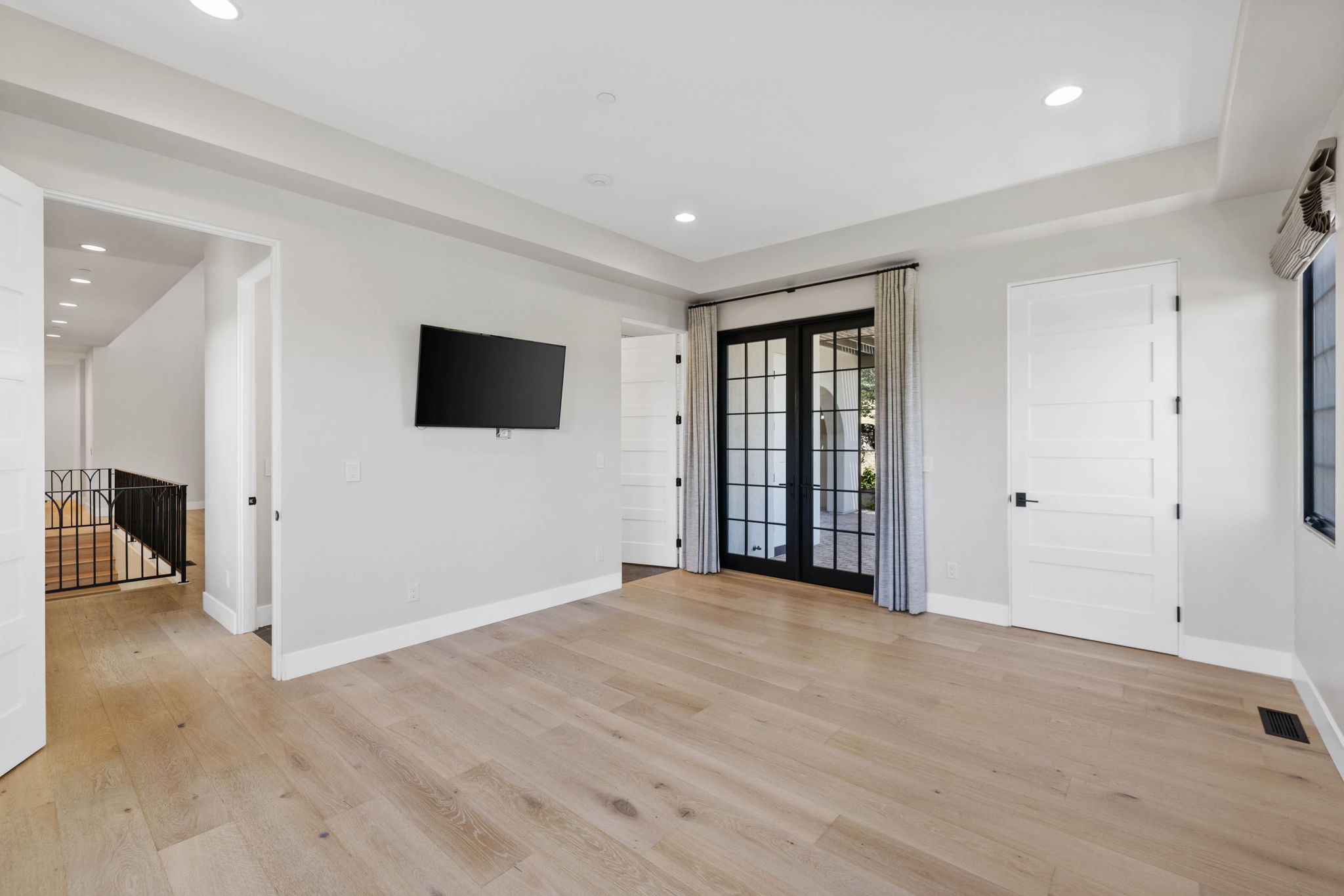 Bedroom 2 (3)