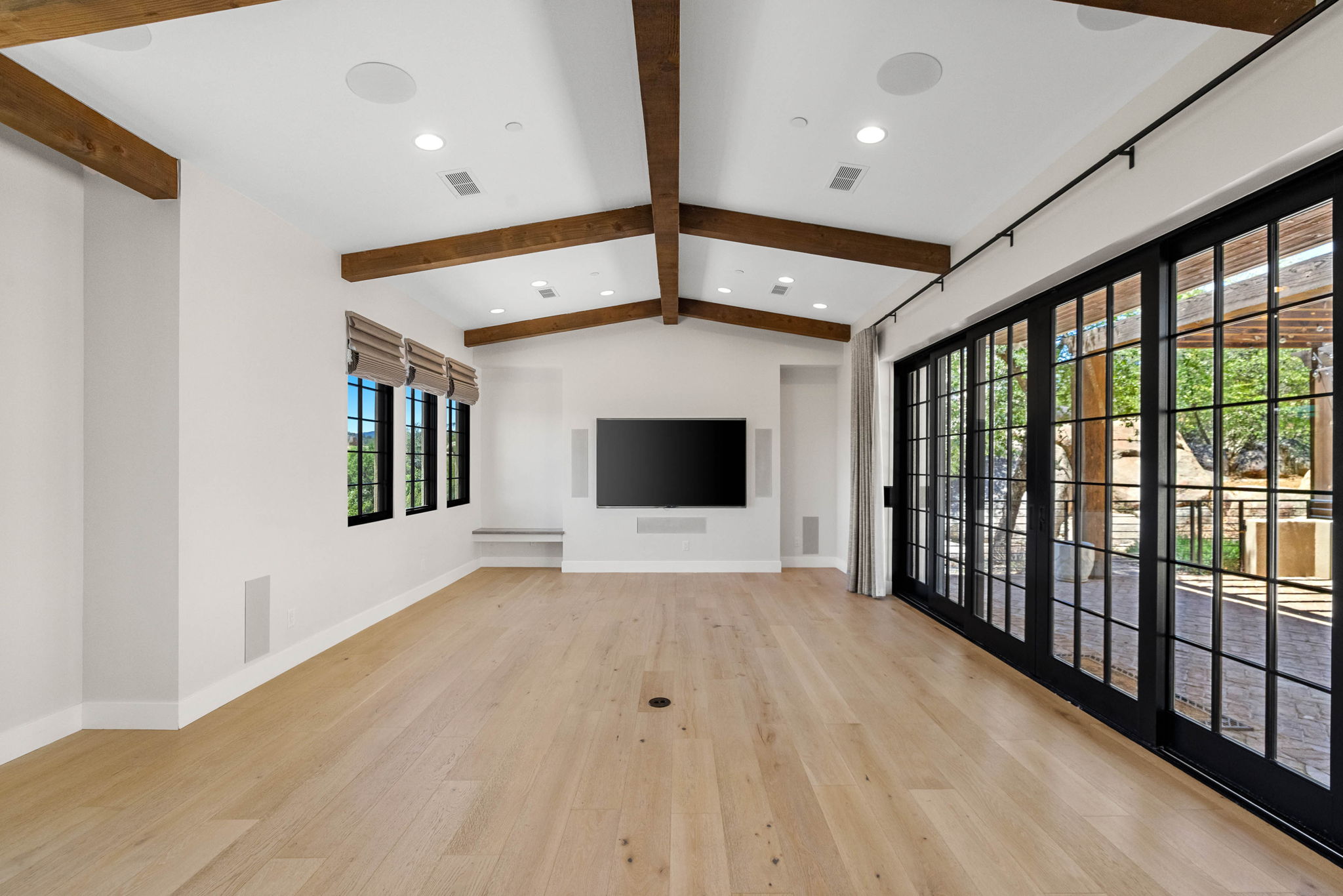 Family Room (2)