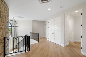 Stair Landing (1)
