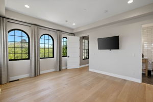 Bedroom 2 (2)
