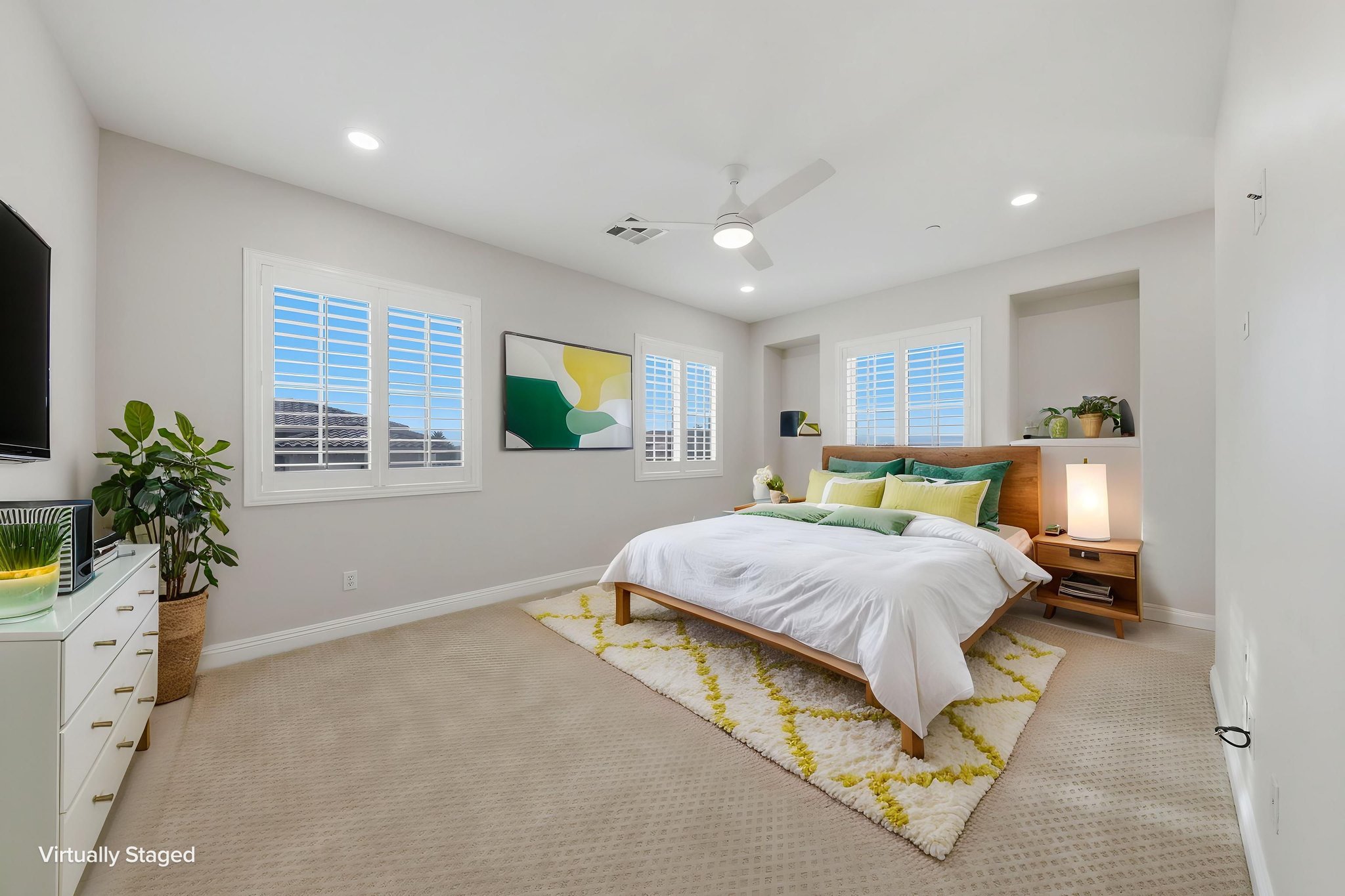 1357 Enchanted River Dr-74 virtually staged.jpeg