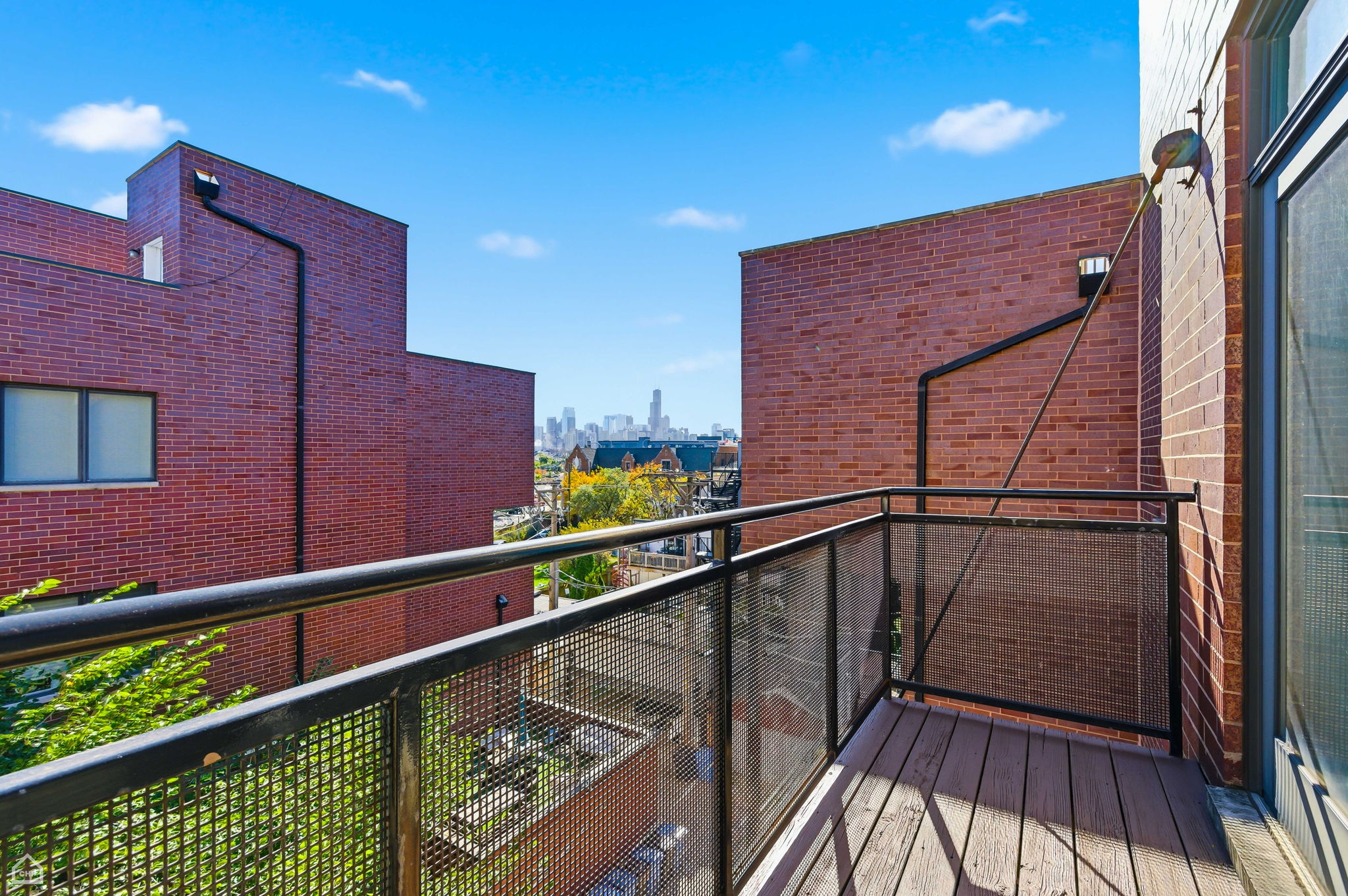 1357 N Noble St 4_CHP2025_019