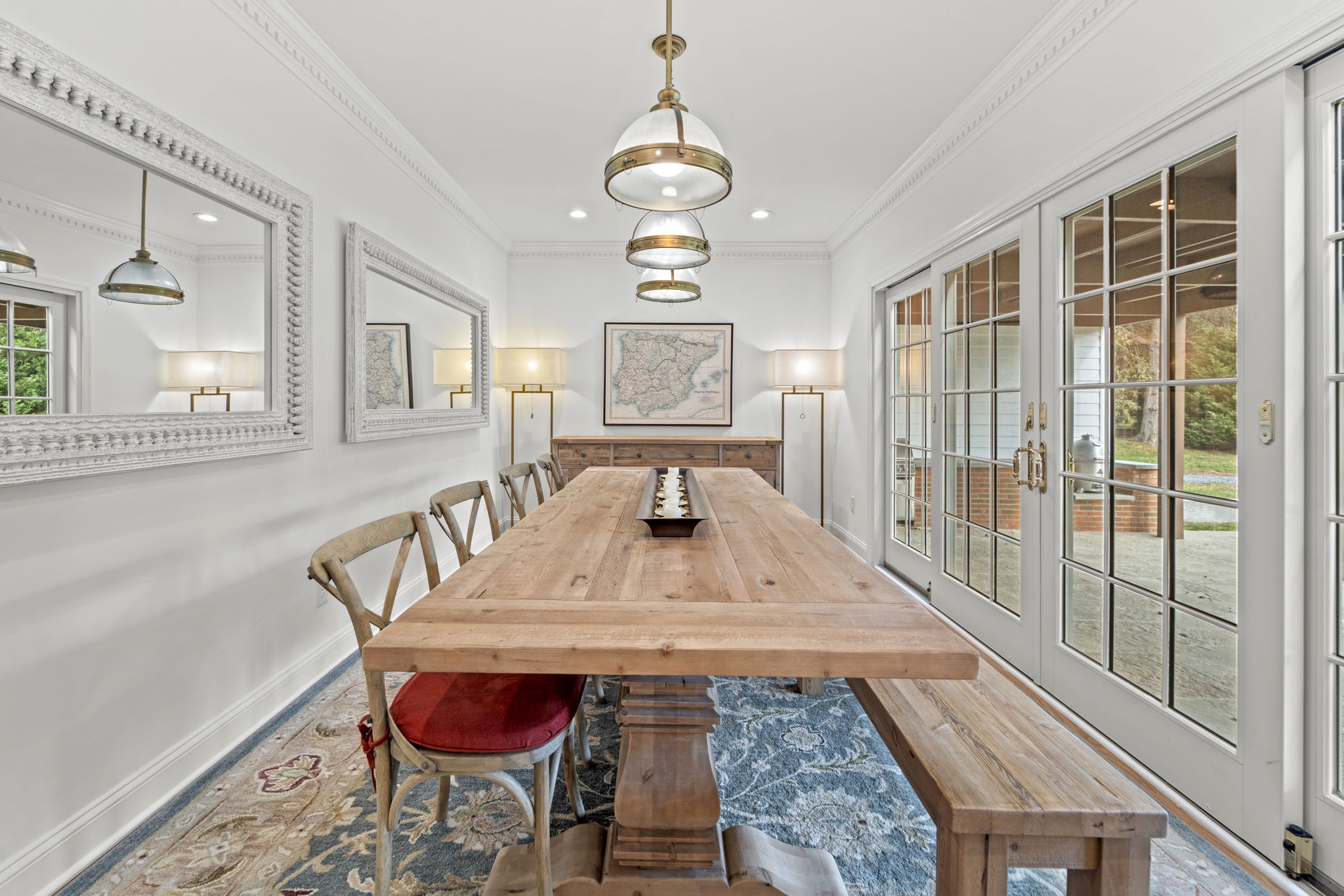 Breakfast/Dining room with Outdoor access