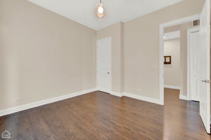 1359 N Noble St - Unit 302_010