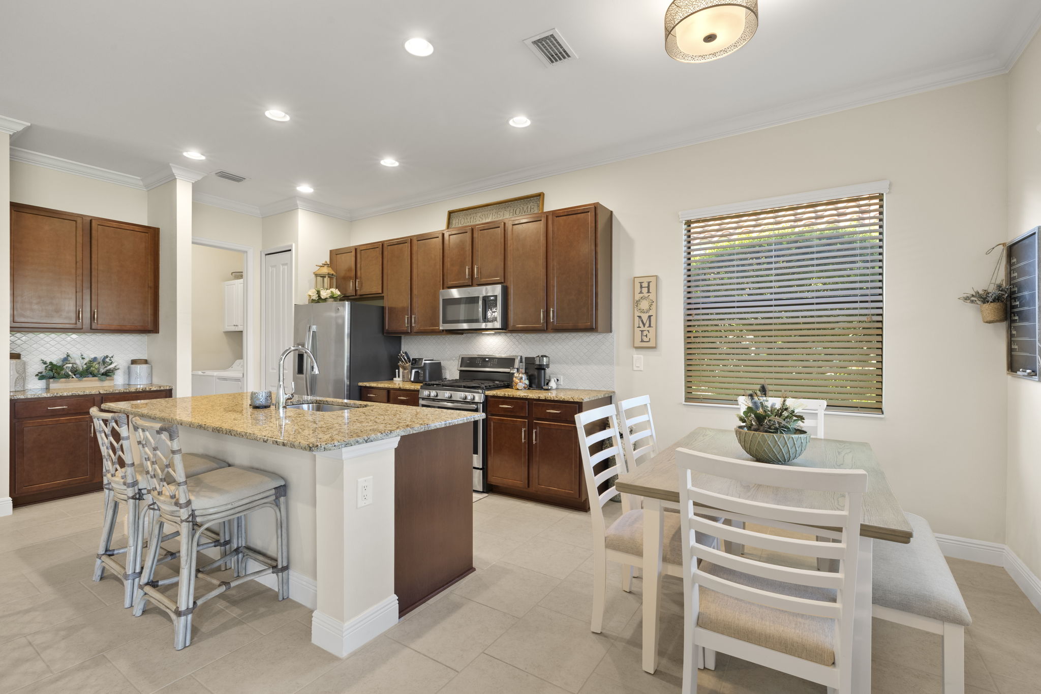 Breakfast Nook 1 of 2