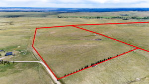 Property Lines are Approximate and not a survey