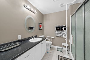  Photo 31