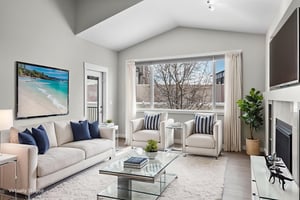 DSC09742 virtually staged.jpeg