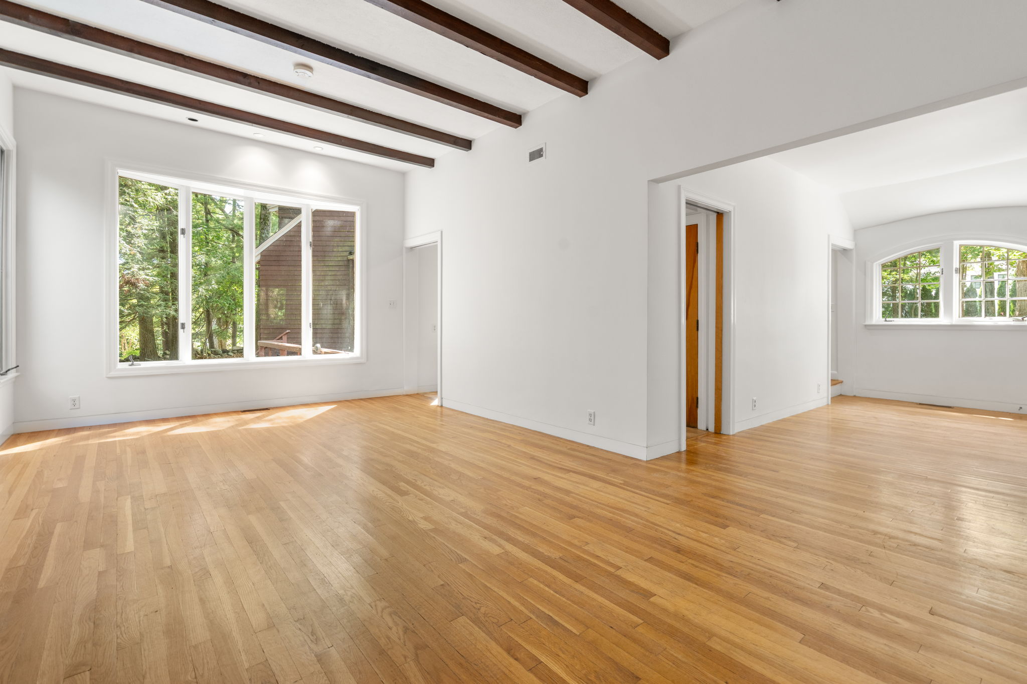 Interior (5 of 38)