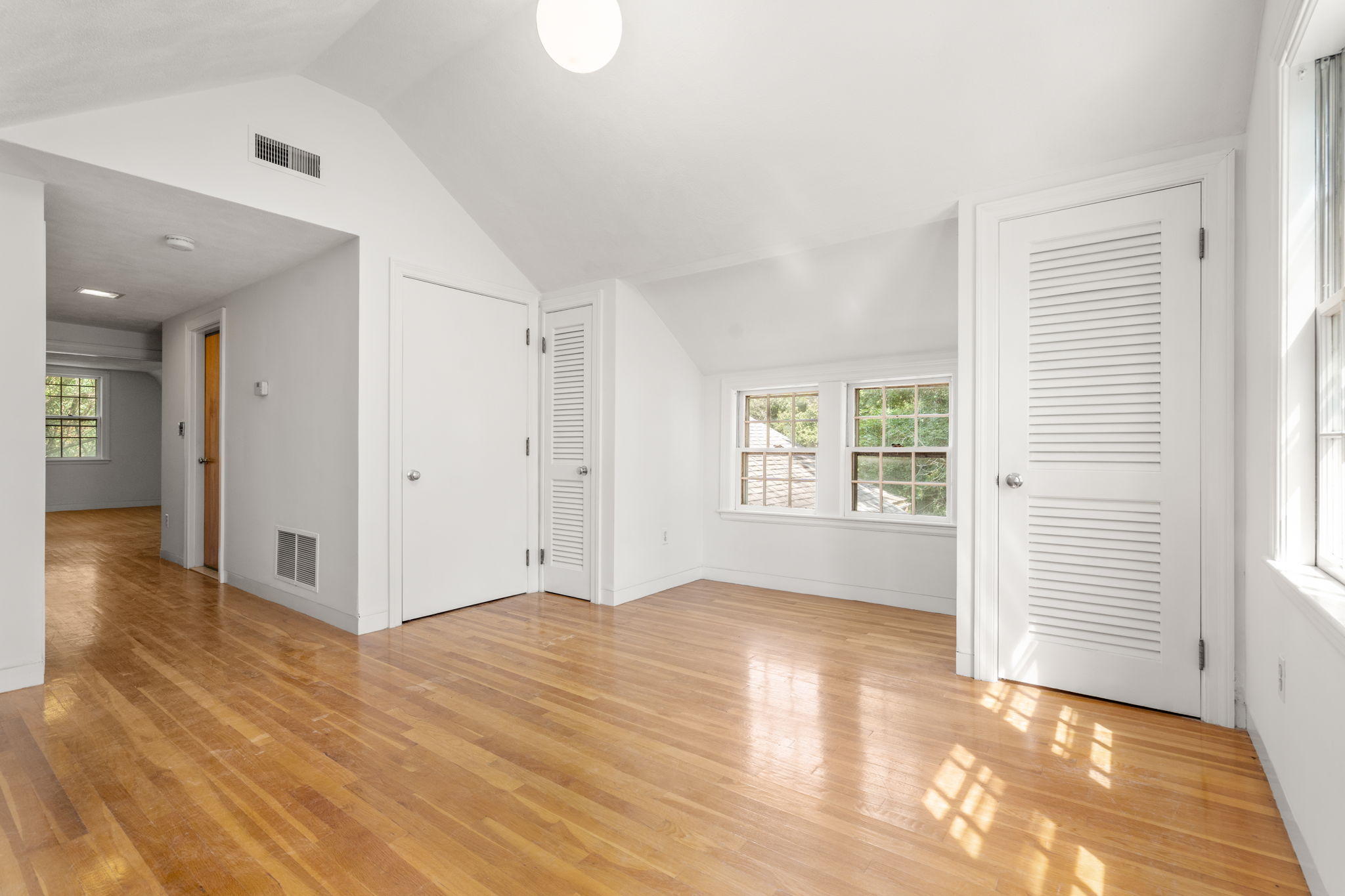 Interior (27 of 38)
