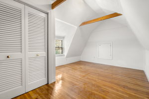 Interior (32 of 38)