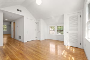 Interior (27 of 38)