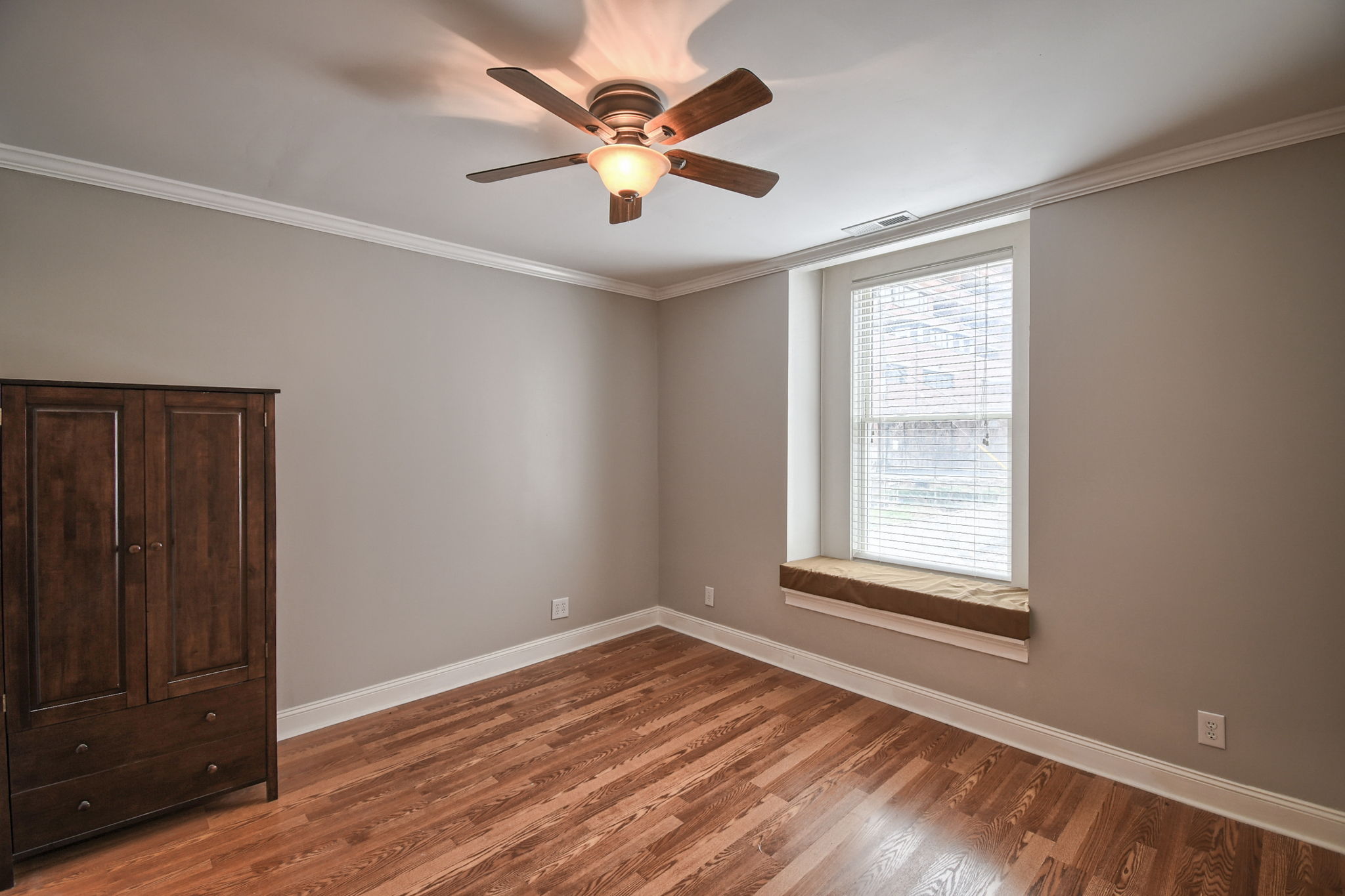  136 E 3rd Ave, Salt Lake City, UT 84103, US Photo 16