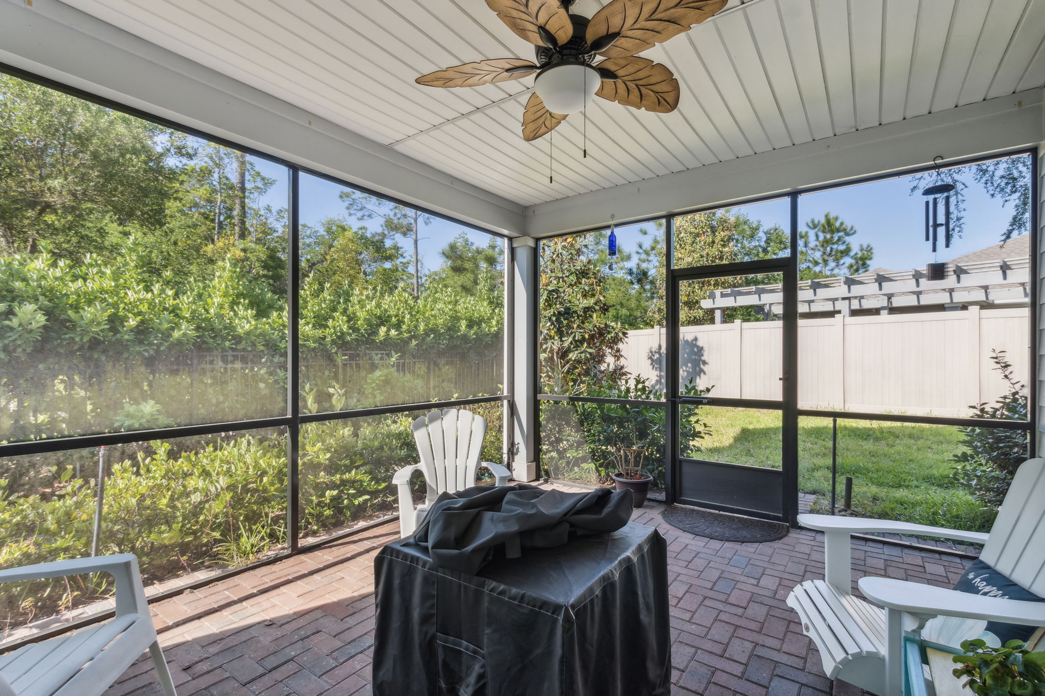 Screened-in Porch