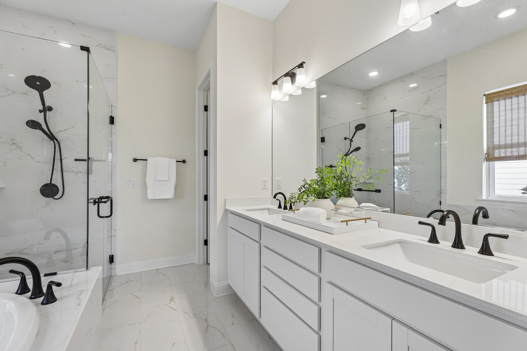 Iris Creek Dr-S1709-031.jpg
