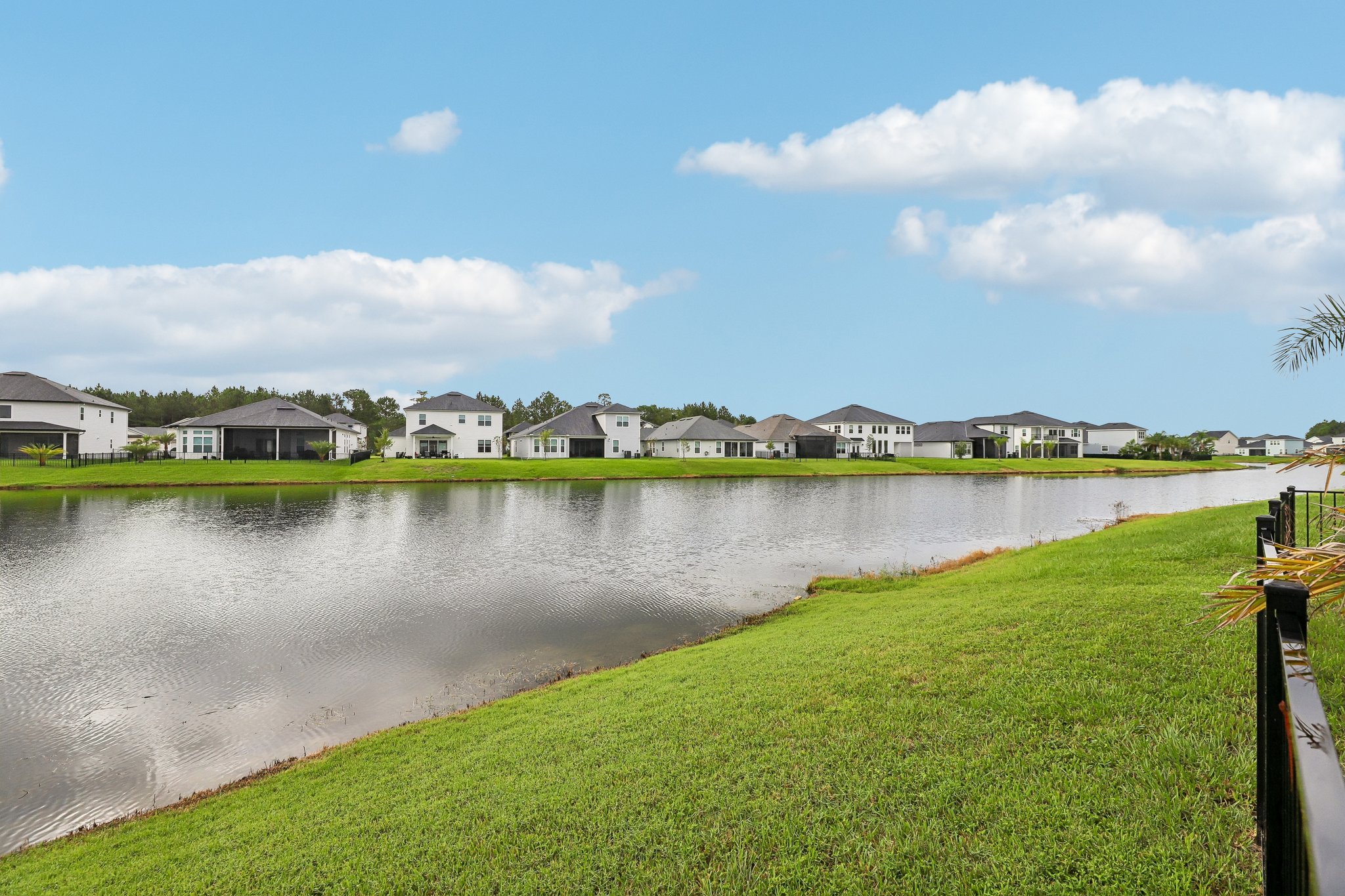 Iris Creek Dr-S1709-046.jpg