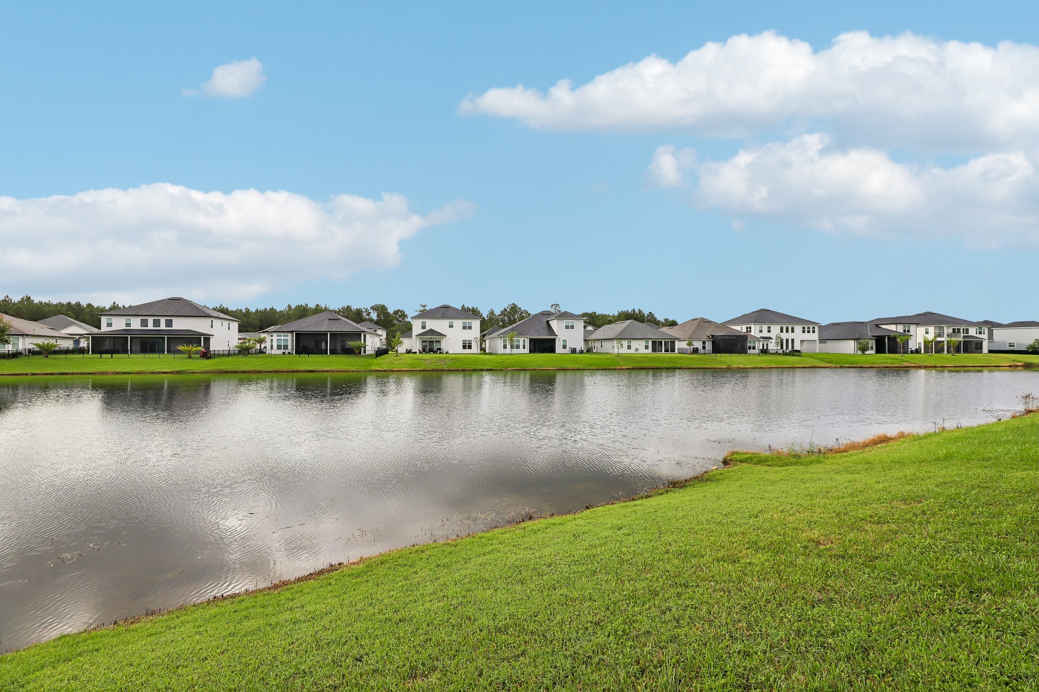 Iris Creek Dr-S1709-047.jpg