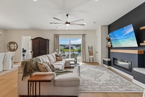 Iris Creek Dr-S1709-007.jpg
