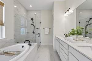 Iris Creek Dr-S1709-030.jpg