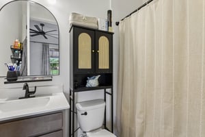 Iris Creek Dr-S1709-039.jpg