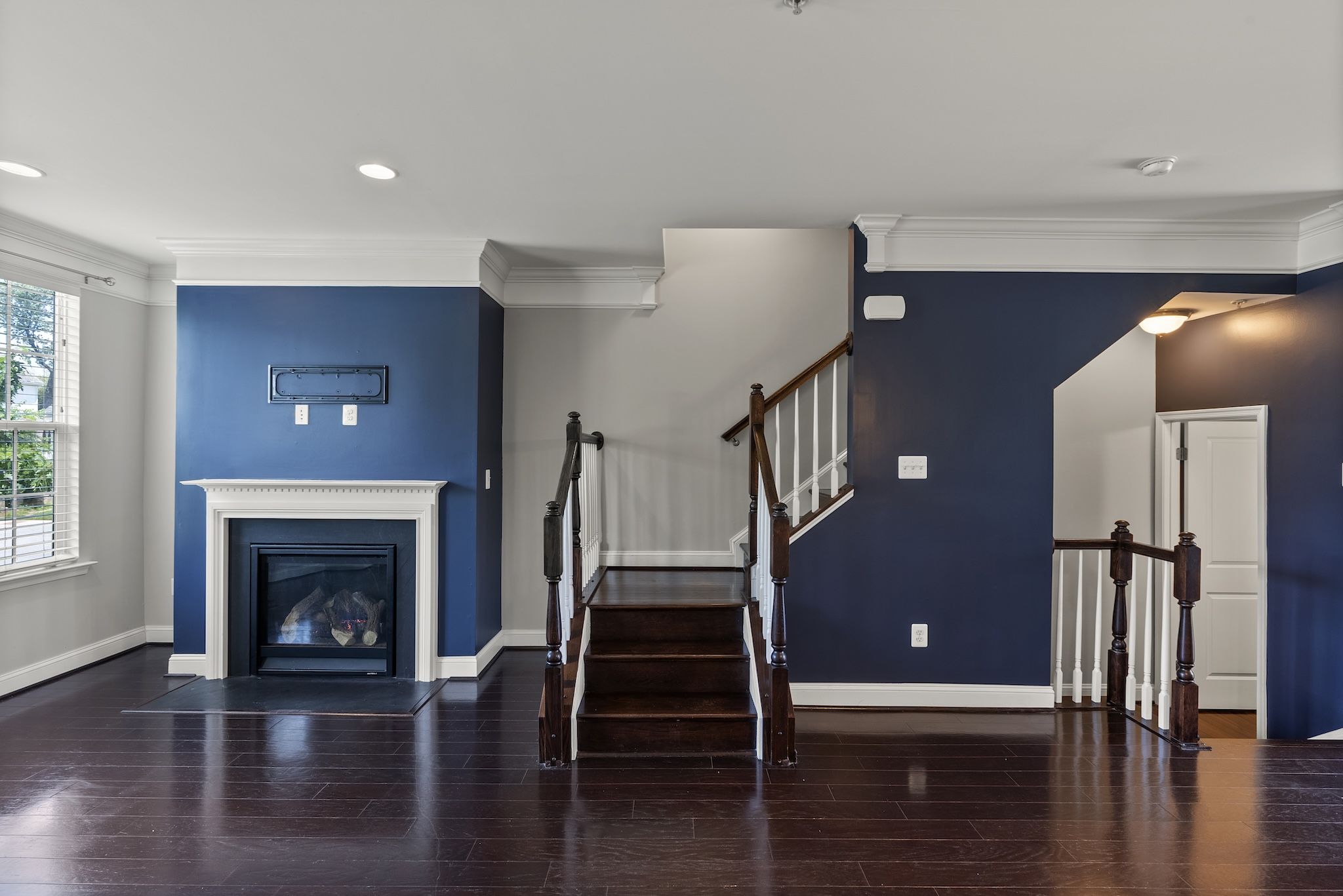 136 Linden 23