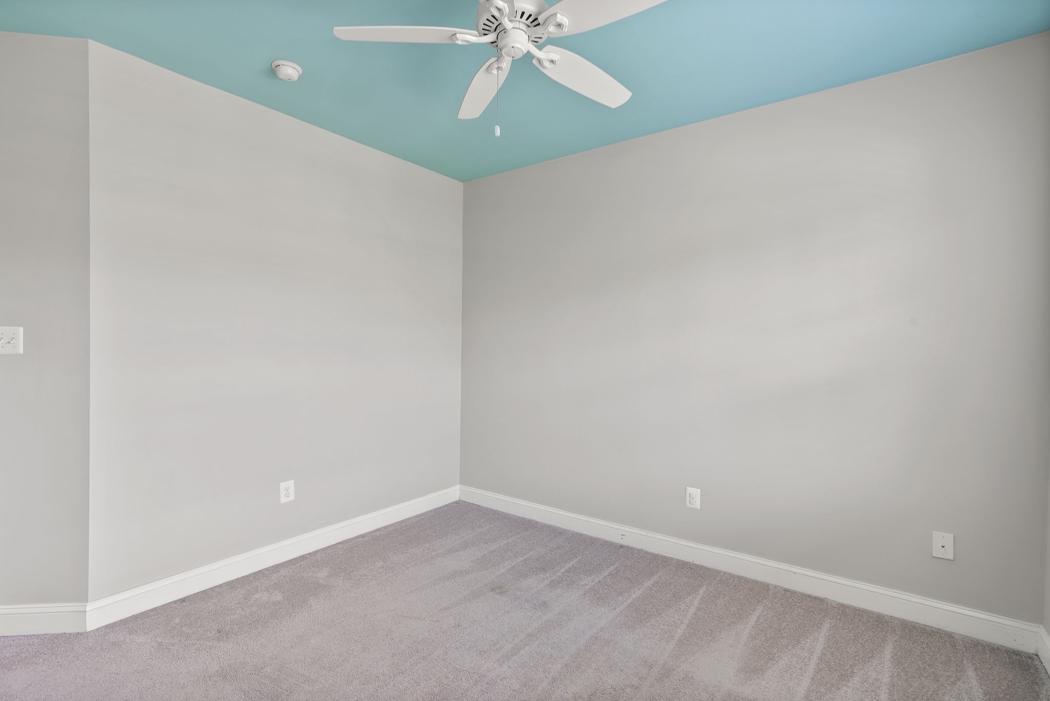 136 Linden 44
