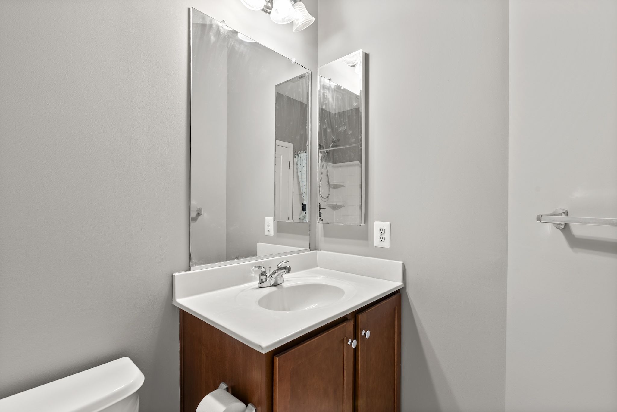136 Linden 45