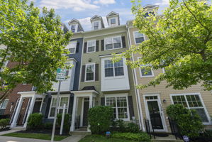 136 Linden 3