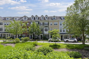 136 Linden 7