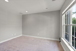 136 Linden 8