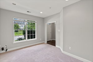 136 Linden 9