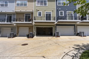 136 Linden 13